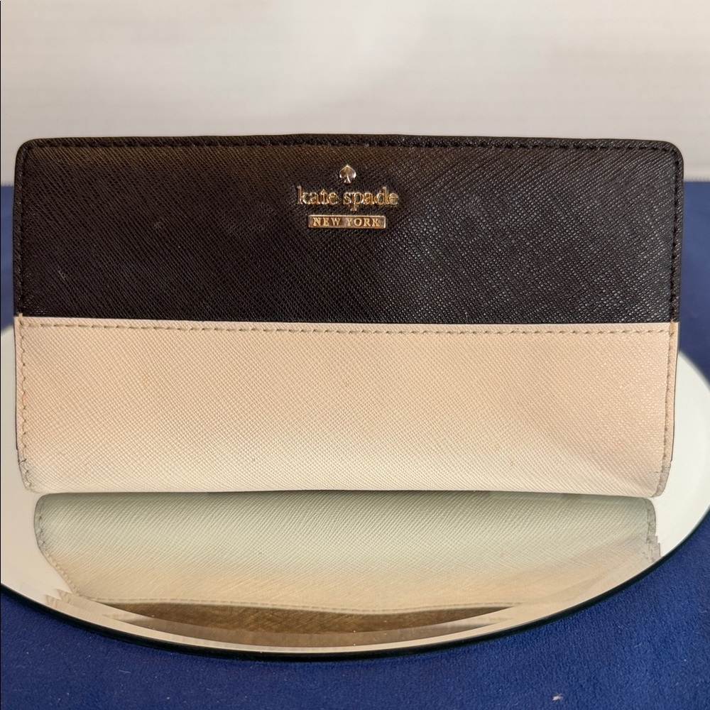 Kate Spade Black and Tan Wallet